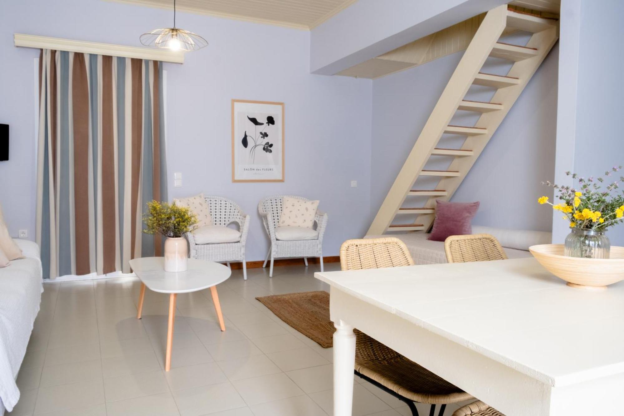 Blue House Apartments Vasilikí エクステリア 写真