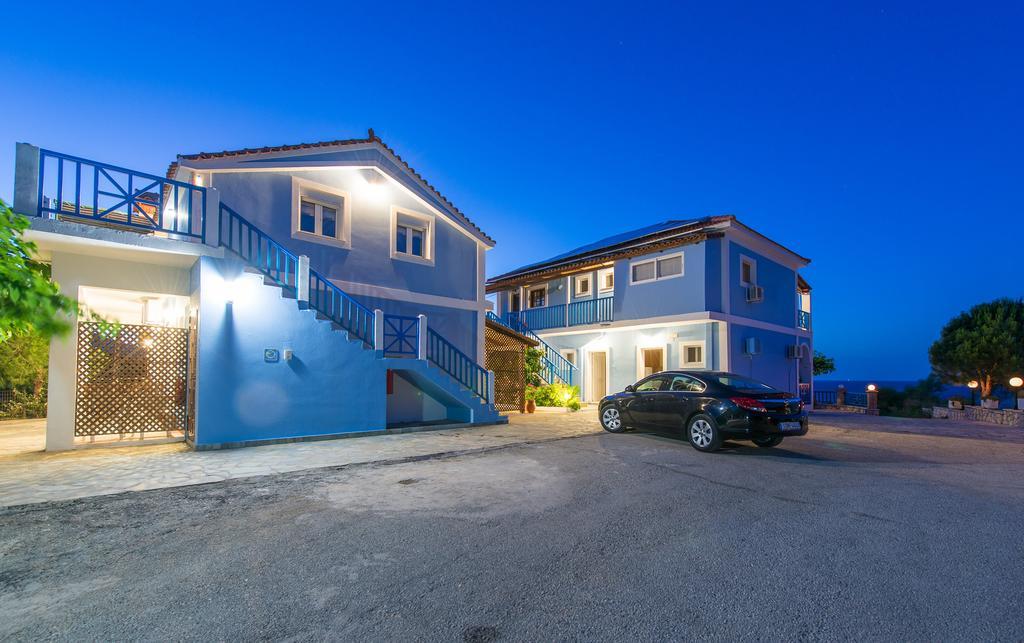 Blue House Apartments Vasilikí エクステリア 写真